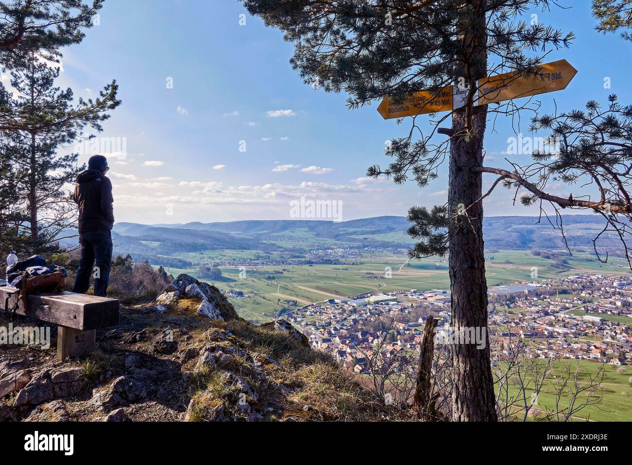 Suisse, Schwarzbubenland, Laufental, Büsserach, Soleure, Chemmiflue, Büsserach SO, vue, printemps Banque D'Images