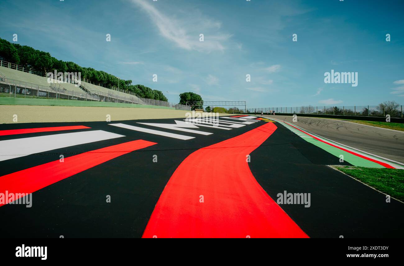 Imola, Italie, 2 avril 2018 : vue sur le circuit d'Imola, célèbre pour la compétition de formule 1 Banque D'Images