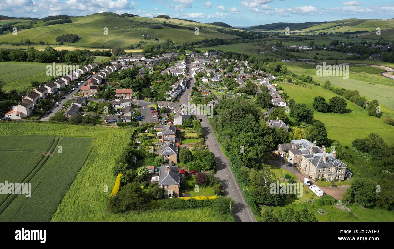 Vue aérienne de la ville de Yetholm, Scottish Borders Region, Écosse Banque D'Images