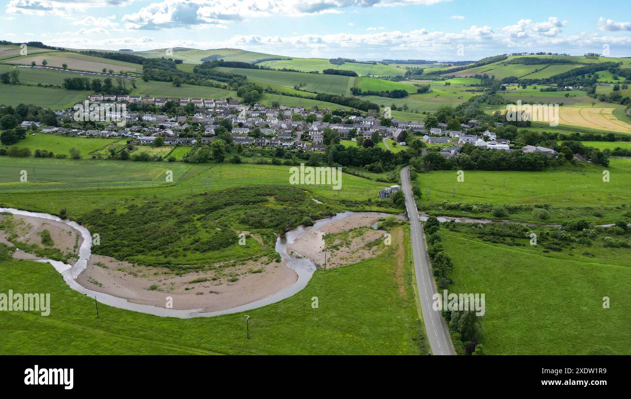 Vue aérienne de la ville de Yetholm, Scottish Borders Region, Écosse Banque D'Images