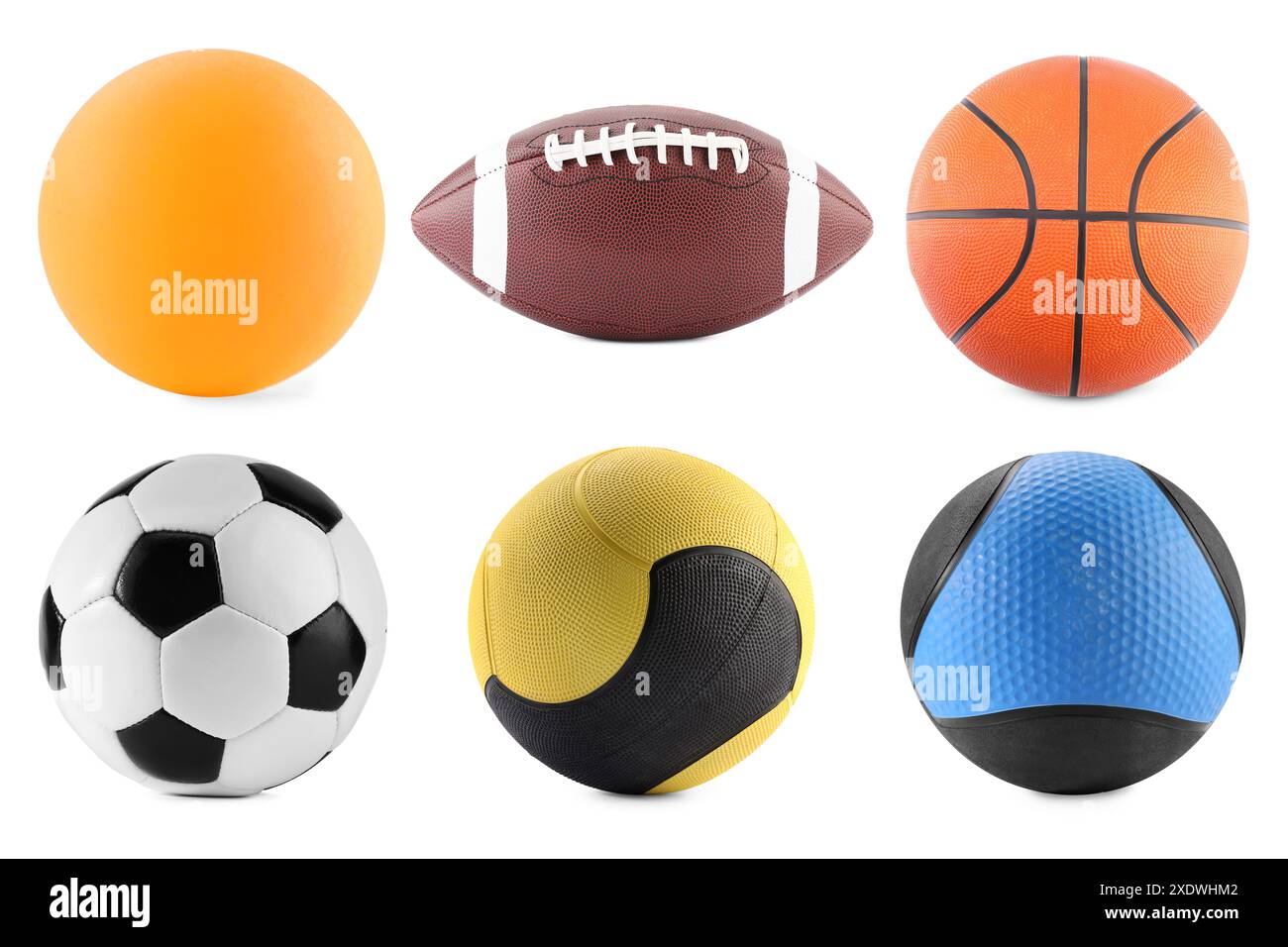 Différentes boules isolées sur blanc, set. Équipement de sport Banque D'Images