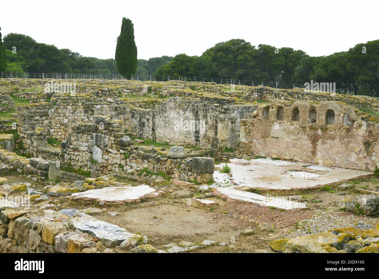 Ville grecque dans la zone archéologique de ​​Ampurias à l'Escala dans la région de l'Alt Empordá, Catalogne, Espagne Banque D'Images