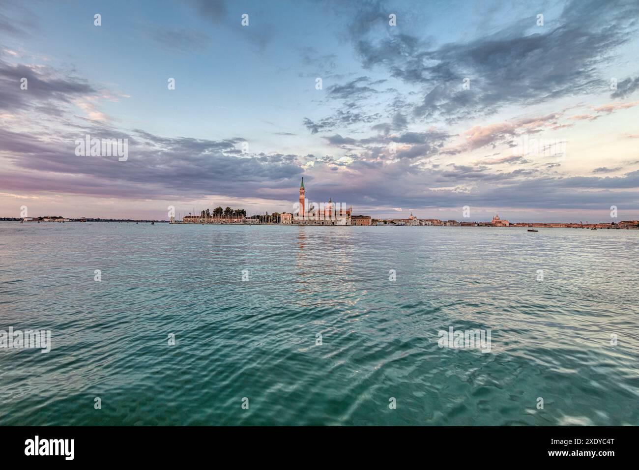 Vue sur l'île San Giorgio Maggiore, Venise, Italie Banque D'Images