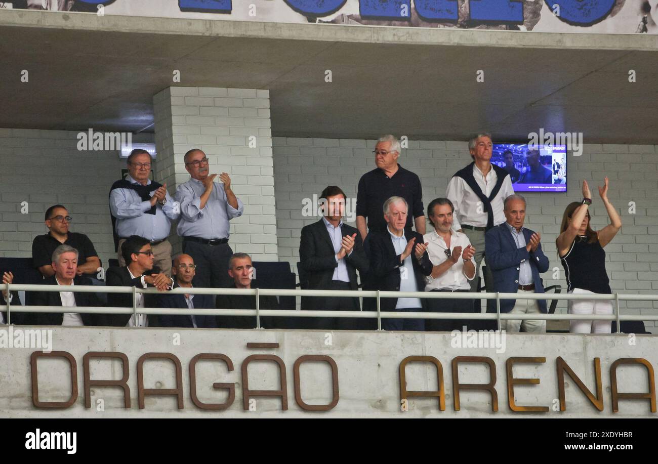 Porto, Portugal. 23 juin 2024. Porto, 23/06/2024 - Futebol Clube do Porto a accueilli Sport Lisboa e Benfica cet après-midi au Pavillon de l'Arena de Dragão, dans un match comptant pour le match 03 - Championnat national de hockey sur roulettes - finale - 2023/2024 crédit : Atlantico Press/Alamy Live News Banque D'Images