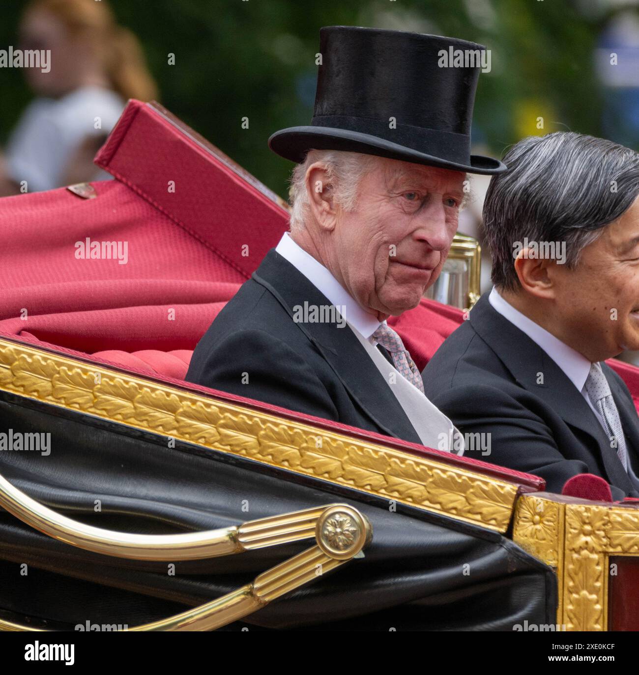Londres, Royaume-Uni. 25 juin 2024. Visite d'État de l'empereur Naruhito et de l'impératrice Masako du Japon au Royaume-Uni, le parti royal quitte Horseguard Parade l'un des jours les plus chauds de l'année SM le Roi et l'empereur Naruhito crédit : Ian Davidson/Alamy Live News Banque D'Images