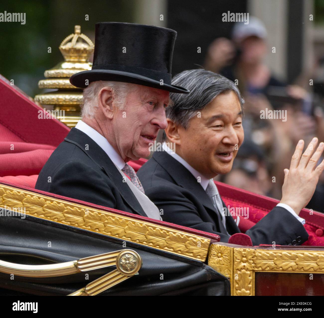 Londres, Royaume-Uni. 25 juin 2024. Visite d'État de l'empereur Naruhito et de l'impératrice Masako du Japon au Royaume-Uni, le parti royal quitte Horseguard Parade l'un des jours les plus chauds de l'année SM le Roi et l'empereur Naruhito crédit : Ian Davidson/Alamy Live News Banque D'Images