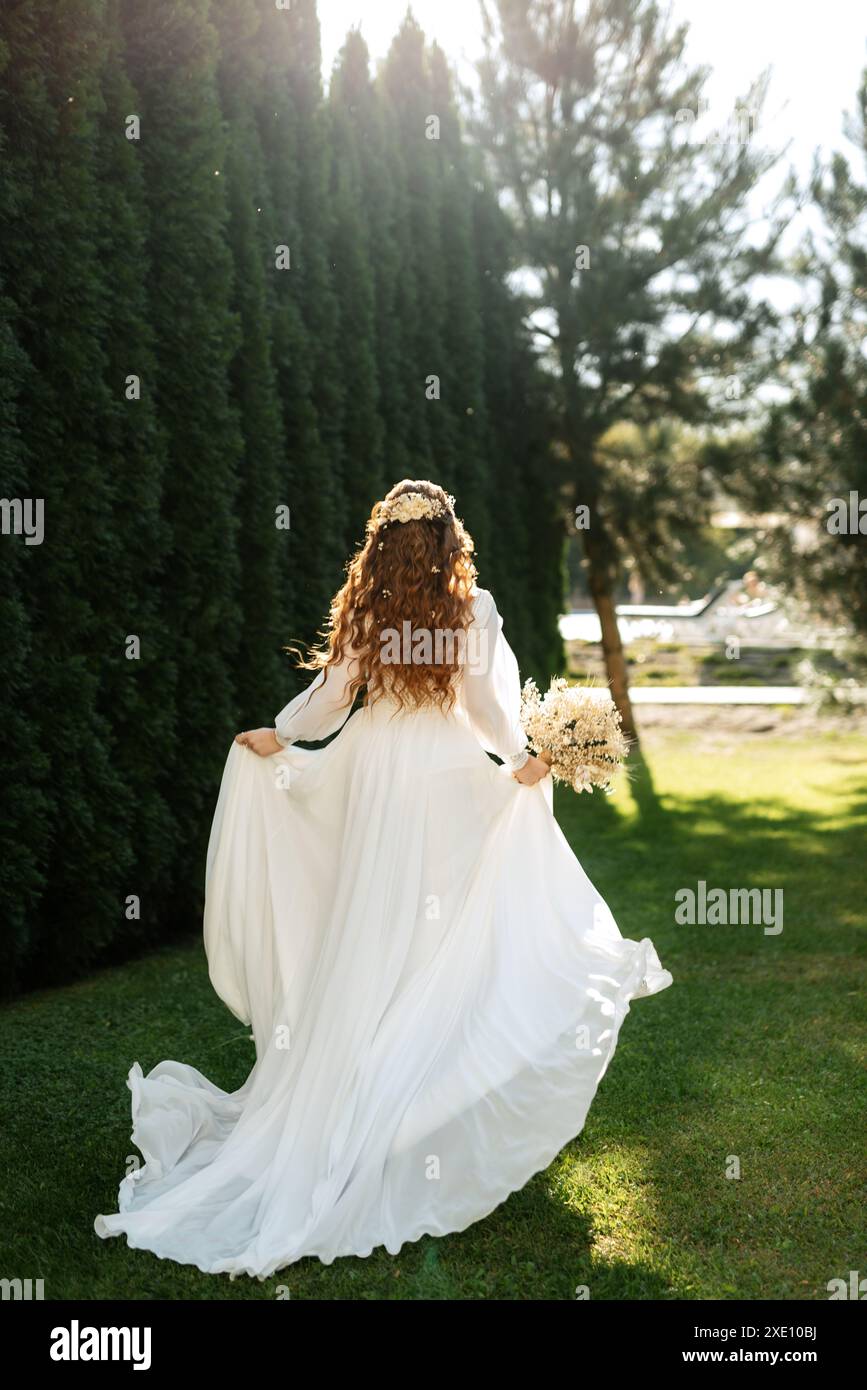 Robe de mariée parfaite le jour du mariage Banque D'Images