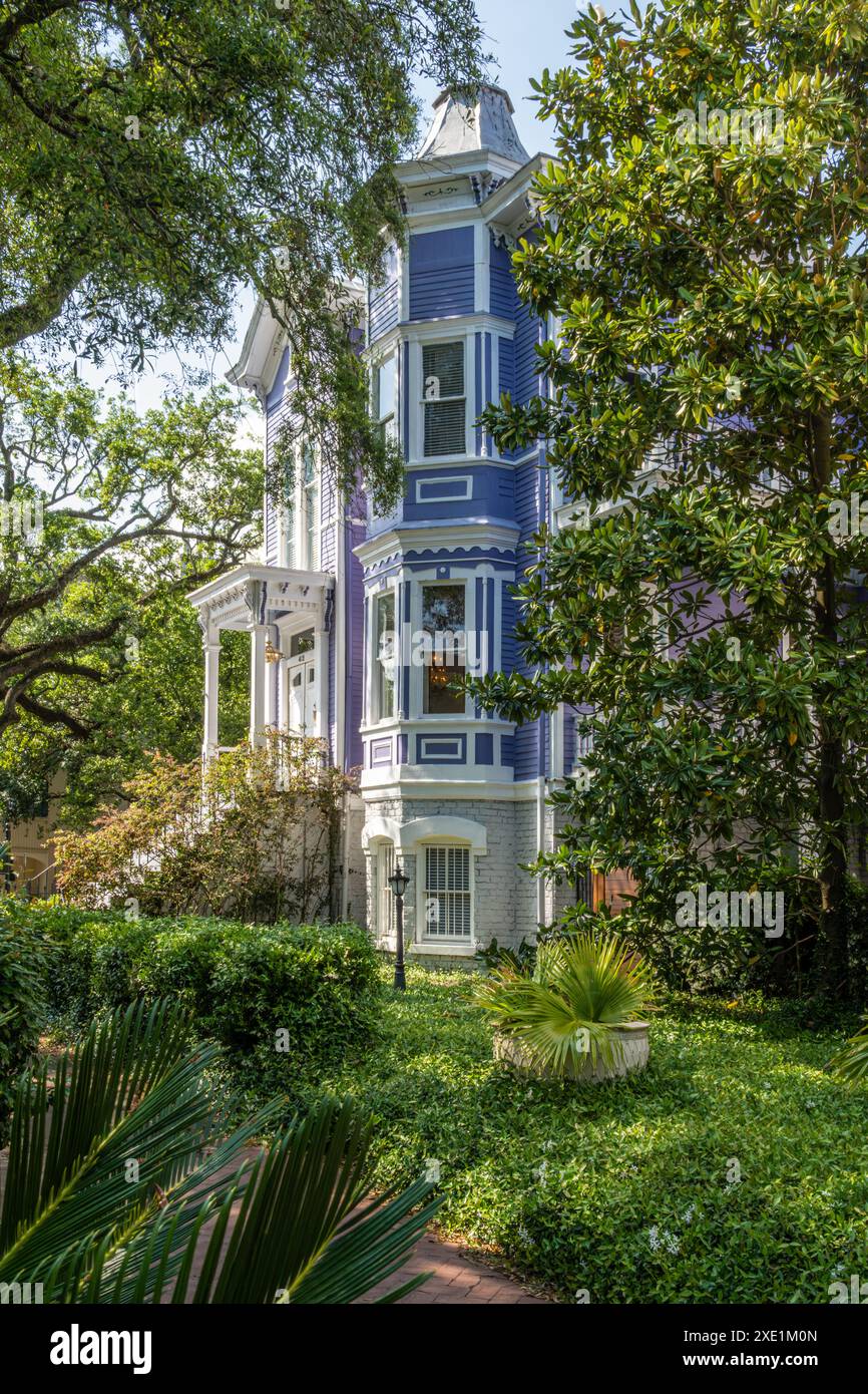 Le charmant Amethyst Garden Inn à Savannah, quartier historique de Géorgie. (ÉTATS-UNIS) Banque D'Images