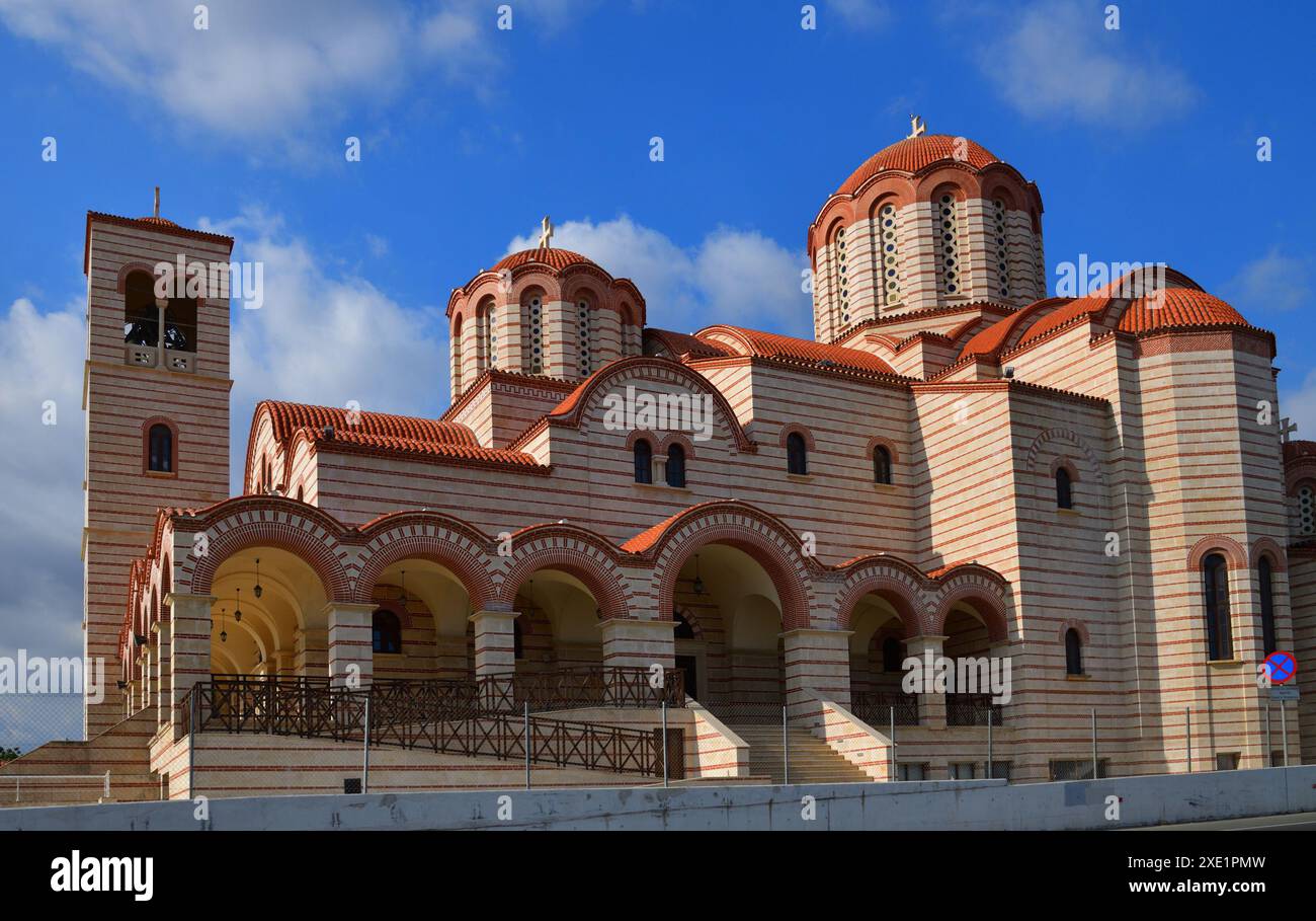 Limassol, Chypre - Oct 08. 2019. Temple sacré de Saint Arsenius de Cappadoce et Paisios l'Athonite Banque D'Images