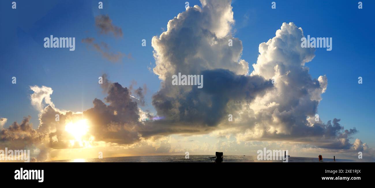 Lever du soleil à Cape Canaveral, Floride Banque D'Images