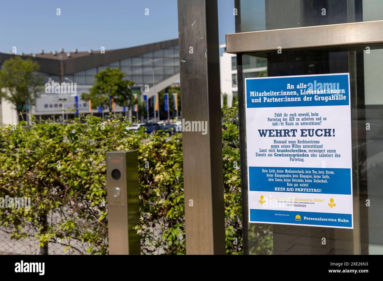 Die Grugahalle vor dem AFD-Parteitag à Essen. 25.06.2024, UE, DEU, Deutschland, Rhénanie-du-Nord-Westphalie, Essen : rund um die Grugahalle vor dem AFD-Bundesparteitag 2024. UE, DEU, Allemagne, Rhénanie du Nord-Westphalie, Essen : autour de la Grugahalle avant la conférence fédérale du parti AFD en 2024. Banque D'Images