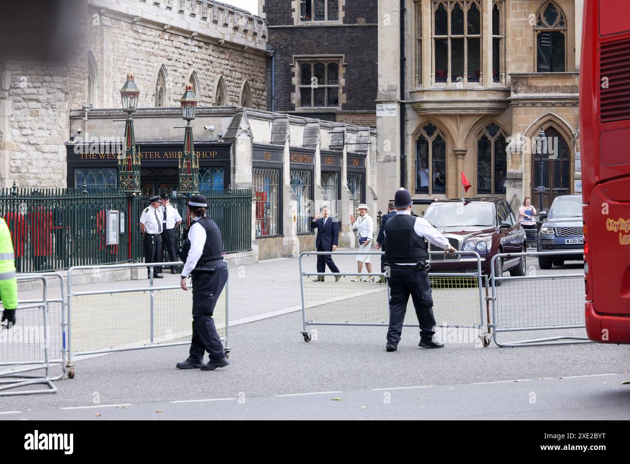 L'empereur Naruhito et l'impératrice Masako sont en visite d'État au Royaume-Uni et ont assisté à une cérémonie de bienvenue dans la capitale Londres. Le couple impérial fut officiellement invité au Royaume-Uni par le roi Charles Banque D'Images