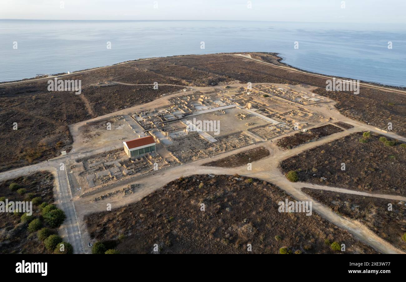 Drone paysage aérien de parc archéologique, lieu antique. NEA Paphos, chypre Banque D'Images
