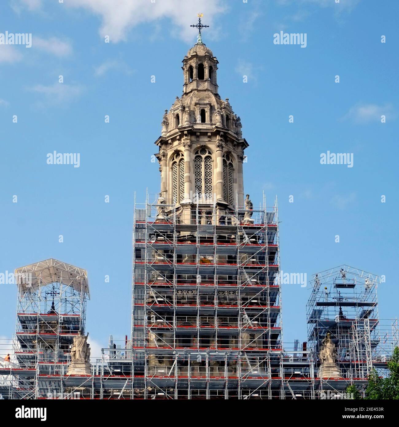 Rénovation d'une tour d'église Banque D'Images