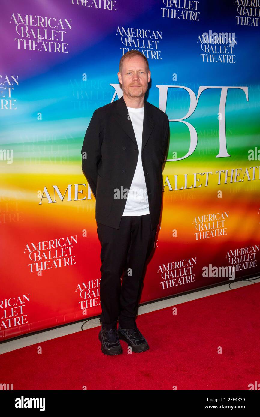 New York, États-Unis. 25 juin 2024. Max Richter assiste à l'American Ballet Theatre New York première de 'Woolf Works' au Metropolitan Opera. (Photo de Ron Adar/SOPA images/SIPA USA) crédit : SIPA USA/Alamy Live News Banque D'Images