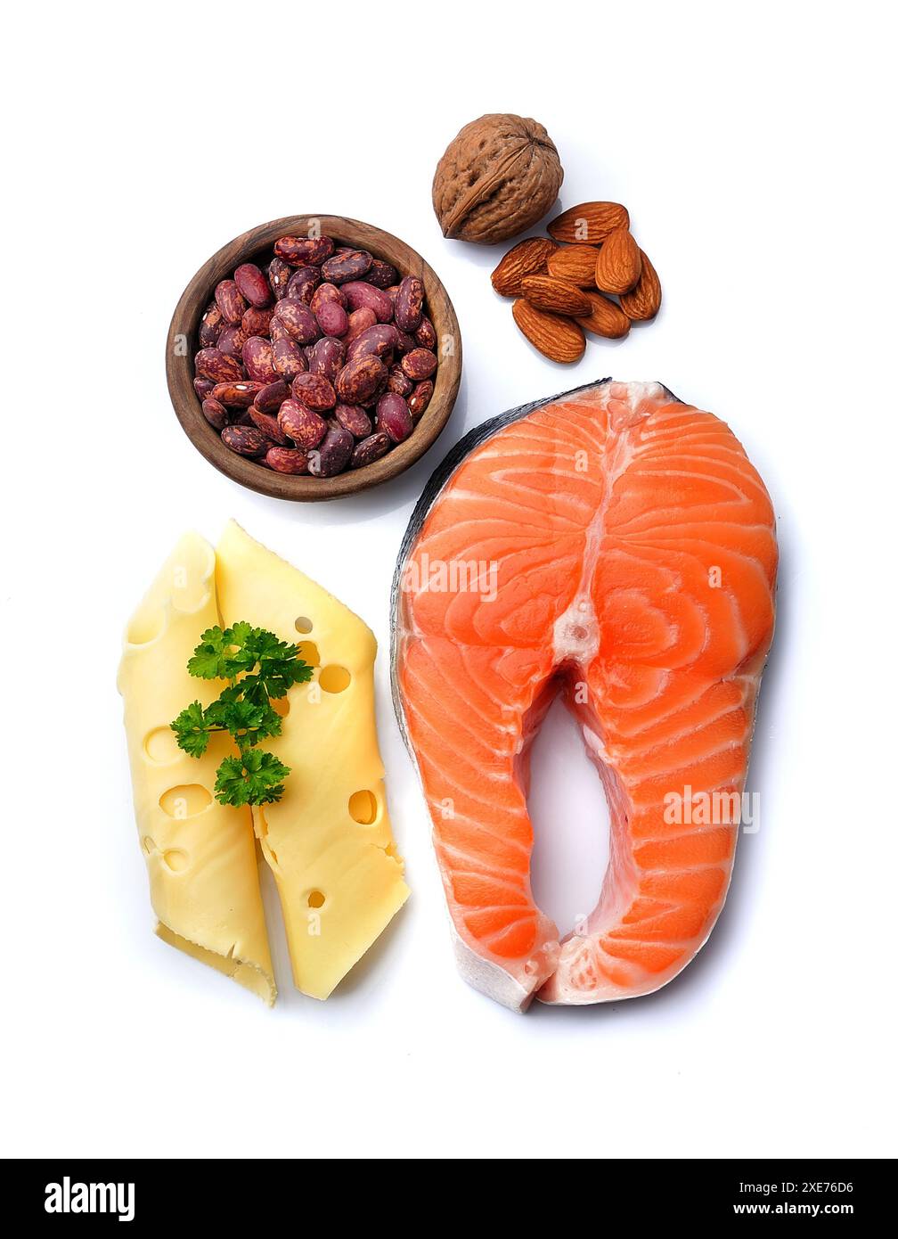 Nourriture saine. Poisson frais, haricots, produits laitiers. Banque D'Images