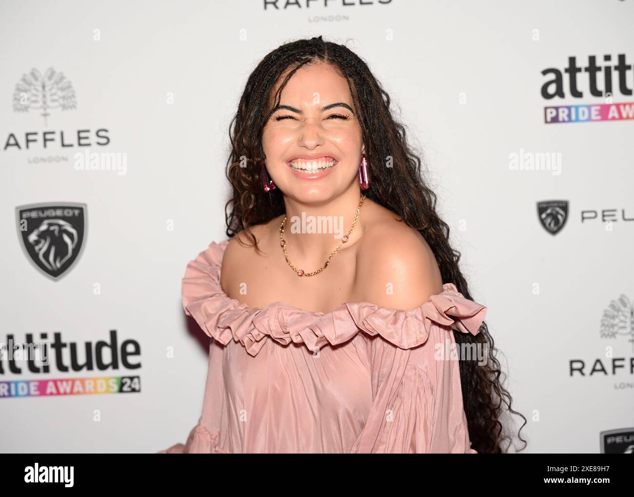 LONDRES, ROYAUME-UNI. 26 juin 2024. Mabel assiste aux attitude Pride Awards 2024 au Raffles London, The OWO, Londres, Royaume-Uni. Crédit : Voir Li/Picture Capital/Alamy Live News Banque D'Images