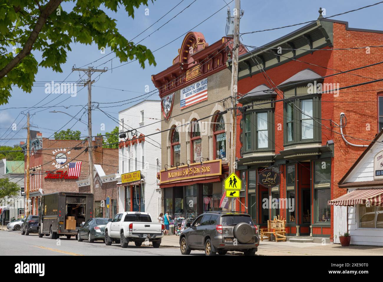 Quartier des affaires de Northville, Adirondacks, comté de Herkimer, État de New York. Banque D'Images