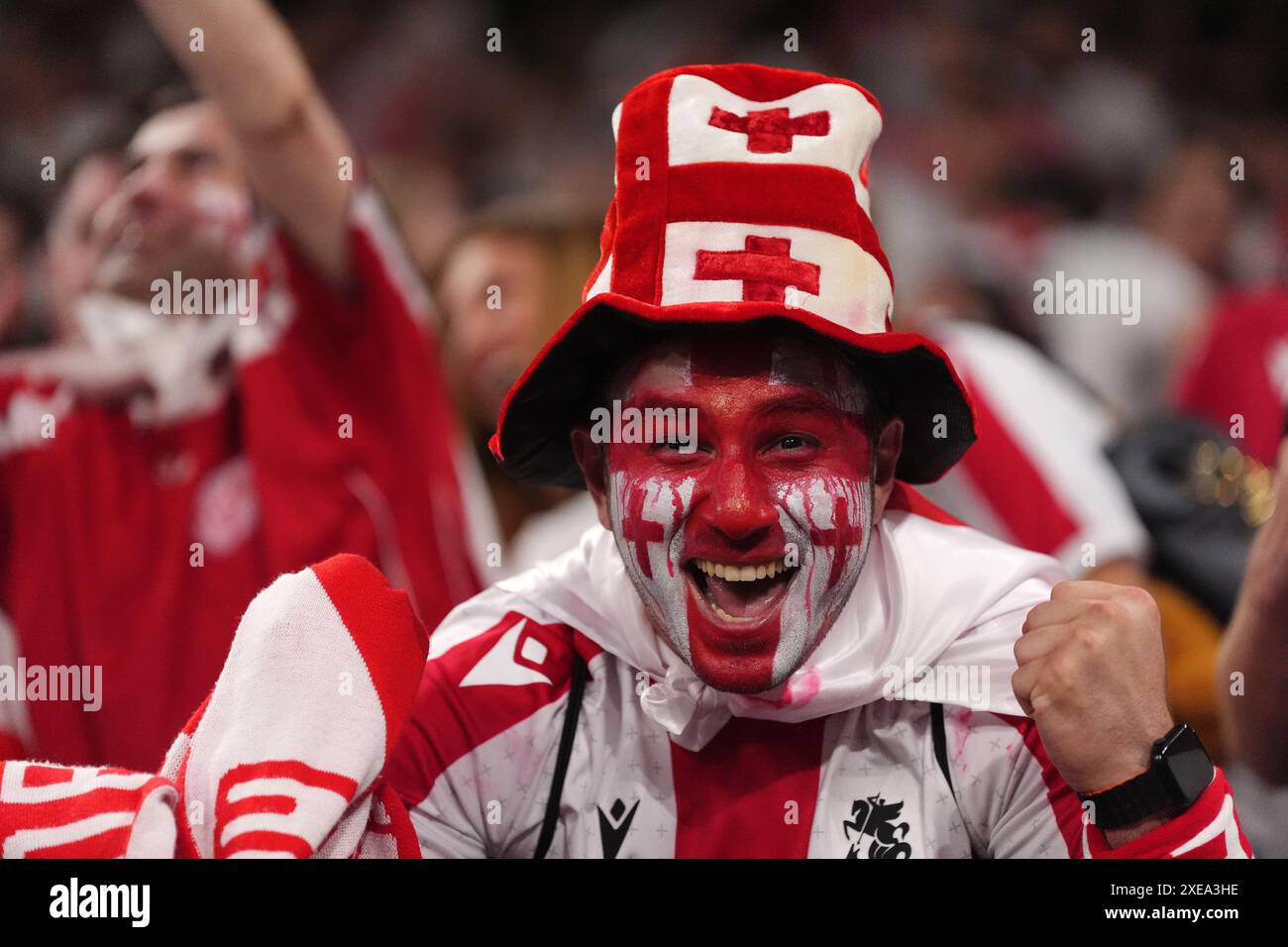 Géorgie supporter lors du match UEFA Euro 2024 Groupe F à l'Arena AufSchalke à Gelsenkirchen, Allemagne. Date de la photo : mercredi 26 juin 2024. Banque D'Images