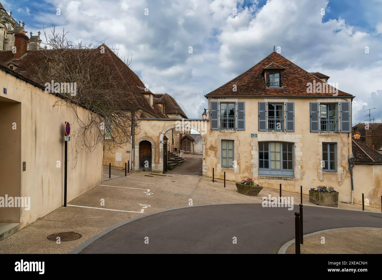 Rue à Auxerre, France Banque D'Images