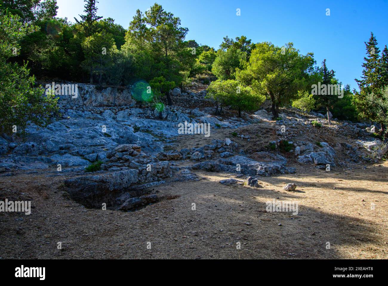 Zakynthos, Grèce - 20 juin 2024 : vue du cimetière mycénien de Kampi sur l'île de Zakynthos, en Grèce Banque D'Images