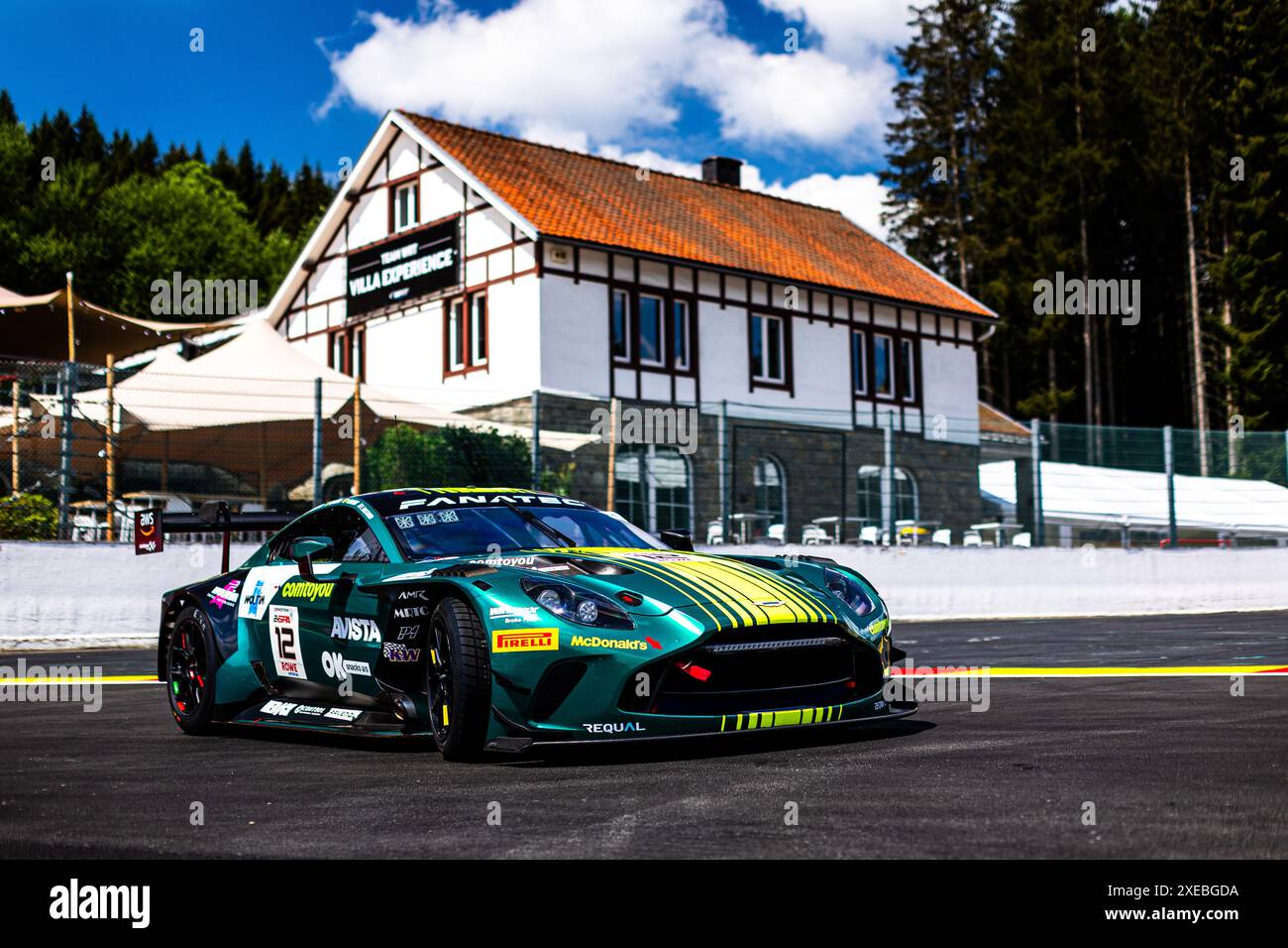 Stavelot, Belgique, 26/06/2024, 12 BAERT Nicolas (bel), MUTH Esteban (bel), OGAARD Sebastian (dnk), BASTARS Erwan (fra), Aston Martin Vantage AMR GT3 EVO, ambiance lors des 24 heures de Spa 2024 CrowdStrike, 2ème course de la 2024 GT World Challenge Europe Endurance Cup, du 26 au 30 juin, 2024 sur le circuit de Spa-Francorchamps, à Stavelot, Belgique Banque D'Images