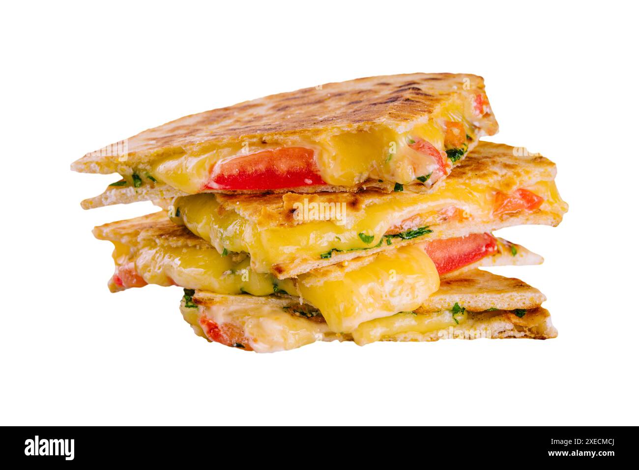 Quesadillas au fromage cheddar isolées sur blanc Banque D'Images