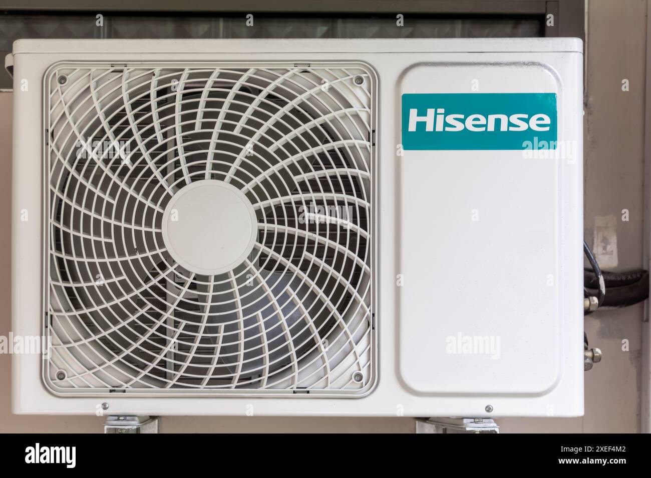 Hisense AC unit - Hisense Group est une multinationale chinoise d'appareils et d'électronique dont le siège social est à Qingdao, province du Shandong, Chine Banque D'Images