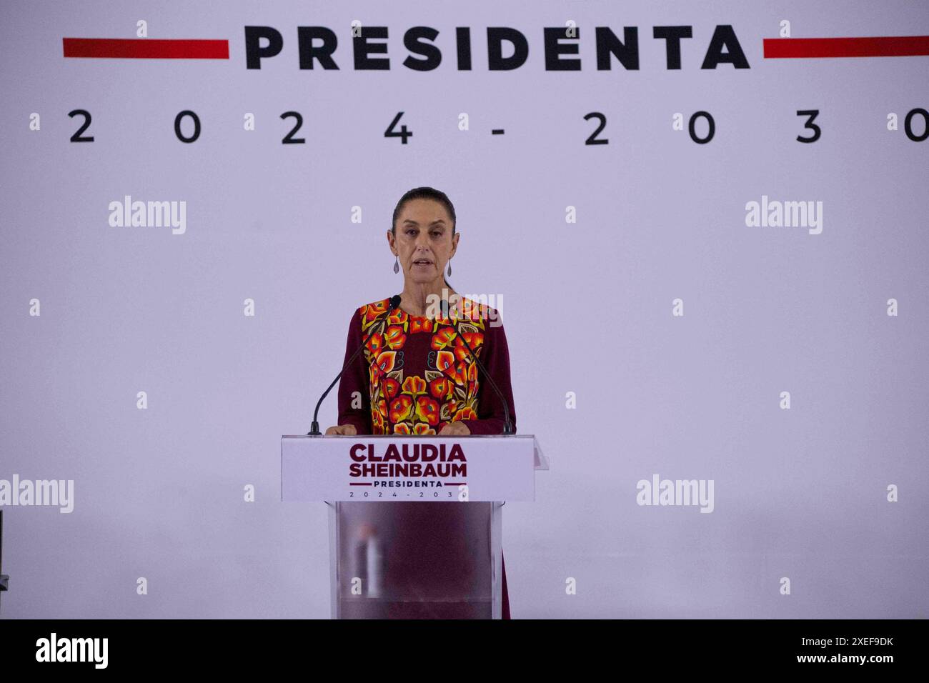 Claudia Sheinbaum, présidente élue virtuelle du Mexique, s'exprimant lors de la présentation de la deuxième partie de son cabinet présidentiel au Museo Interactivo de Economia. Banque D'Images