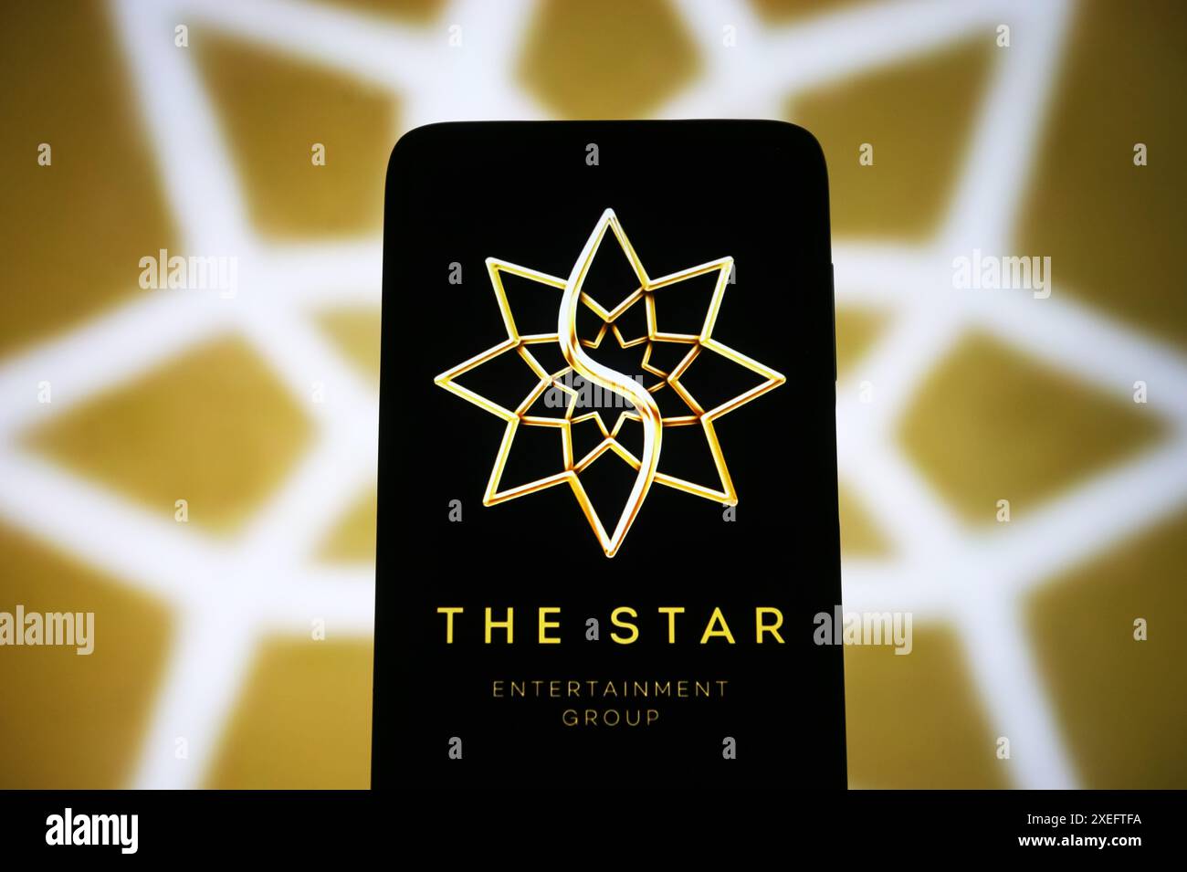 Ukraine. 27 juin 2024. Dans cette illustration photo, le logo Star Entertainment Group Limited est visible sur l'écran d'un smartphone. (Crédit image : © Pavlo Gonchar/SOPA images via ZUMA Press Wire) USAGE ÉDITORIAL SEULEMENT! Non destiné à UN USAGE commercial ! Banque D'Images