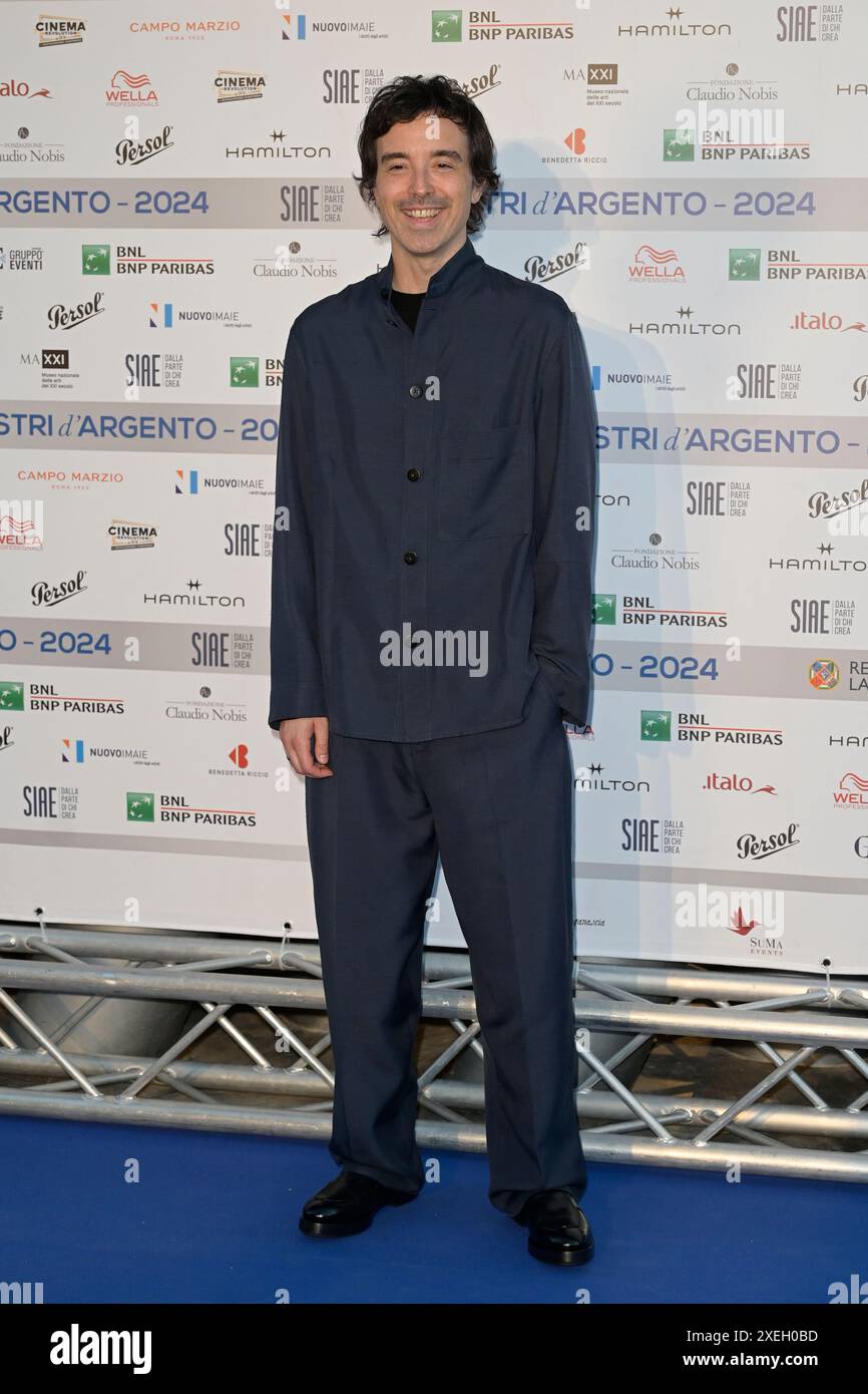 Rome, Italie. 27 juin 2024. Antonio Diodato assiste au tapis blu de 'Nastri d'Argento 2024' au musée MAXXI. Crédit : SOPA images Limited/Alamy Live News Banque D'Images