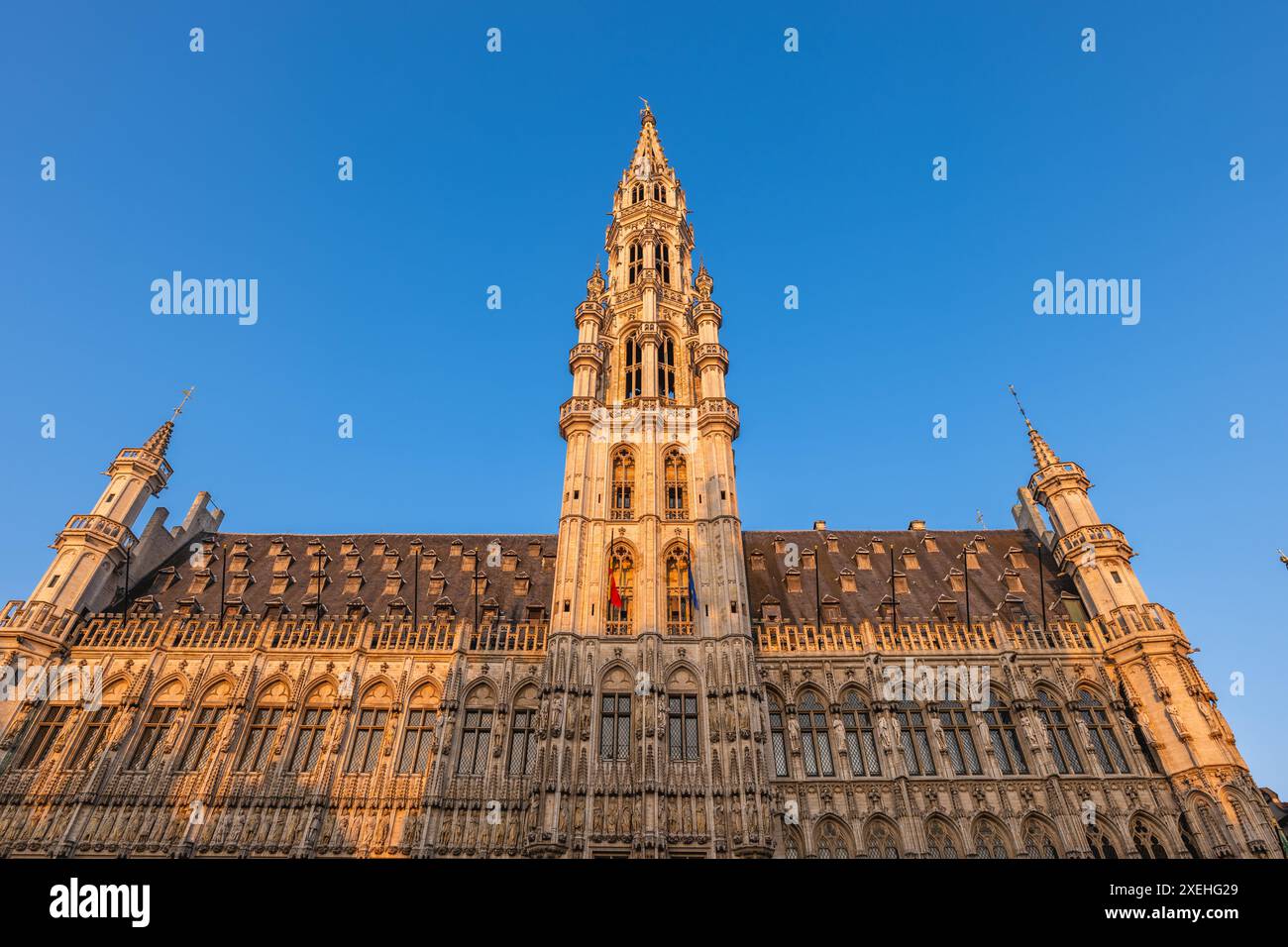 Hôtel de ville situé sur la place centrale de la Grand place à Bruxelles en Belgique Banque D'Images