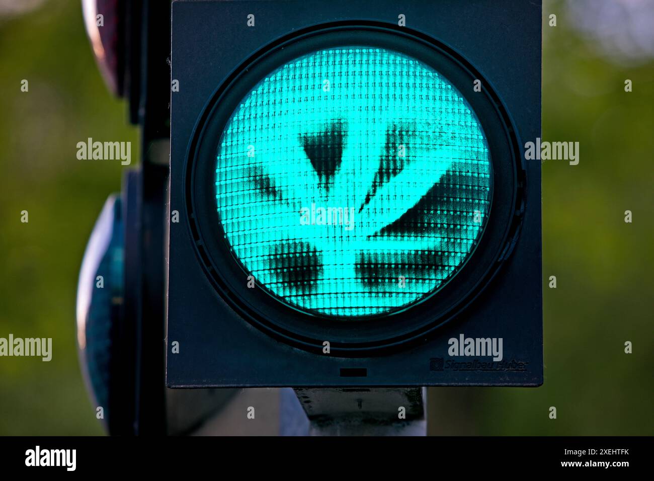 Feu vert avec une feuille de chanvre, légalisation, loi sur le cannabis, symbole, Dortmund, Allemagne Banque D'Images