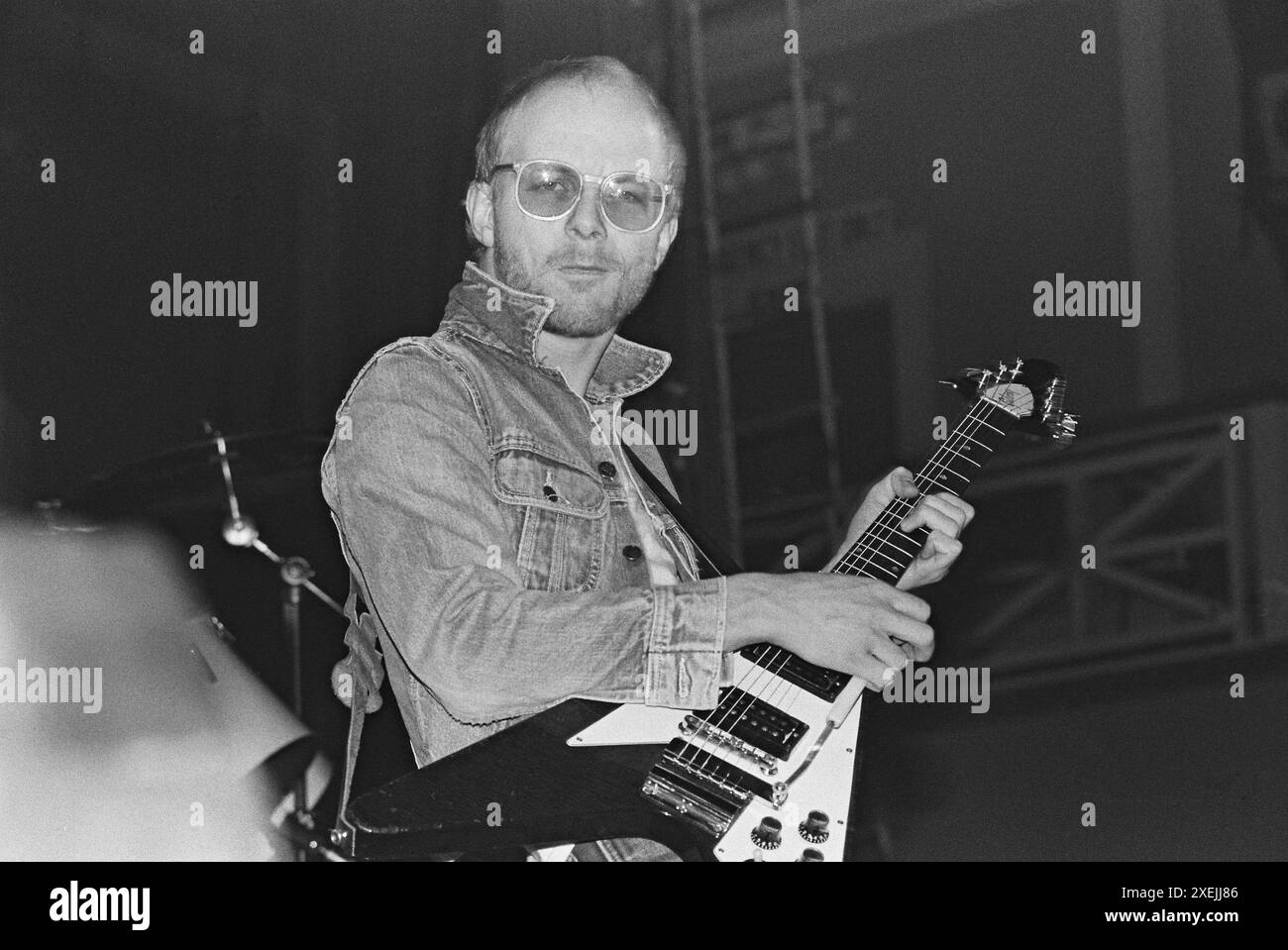 Leicester, Royaume-Uni, 29 janvier 1980 : Andy Powell du groupe de rock Wishbone Ash se produisant au de Montfort Hall. Photo : Terry Murden / DB Media services / Alamy Banque D'Images