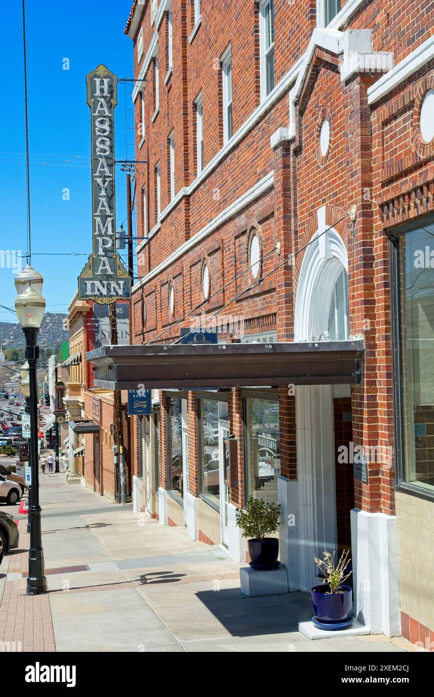 1927 style Renaissance coloniale espagnole Hassayampa Inn dans le centre-ville de Prescott Arizona — avril 2024 Banque D'Images