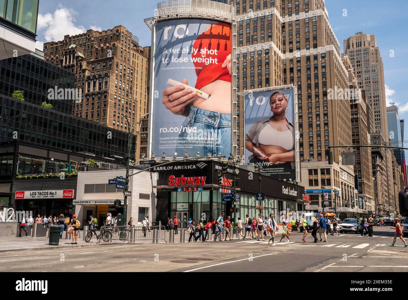Publicité pour Wegovy (semaglutide) et autres injections de perte de poids devant Penn Station à New York le mardi 25 juin 2024. (© Richard B. Levine) Banque D'Images