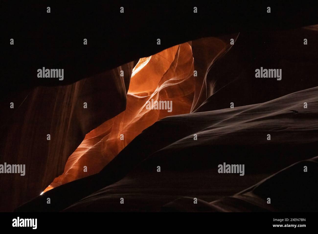 Beauté du grès Navajo érodé dans Upper Antelope Canyon, un canyon à fente en Arizona, États-Unis ; page, Arizona, États-Unis d'Amérique Banque D'Images