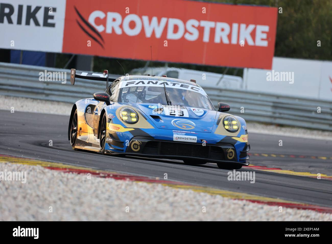 Joel ERIKSSON (SWE) / Jaxon EVANS (NZL) / Thomas PREINING (AUT), Porsche 911 GT3 R (992), Team : Phantom Global Racing (CHN), Motorsport, CrowdStrike 24H of Spa, Training, Belgien, Spa-Francorchamps, 27.06.2024 Foto : Eibner-Pressefoto/Juergen Augst Banque D'Images