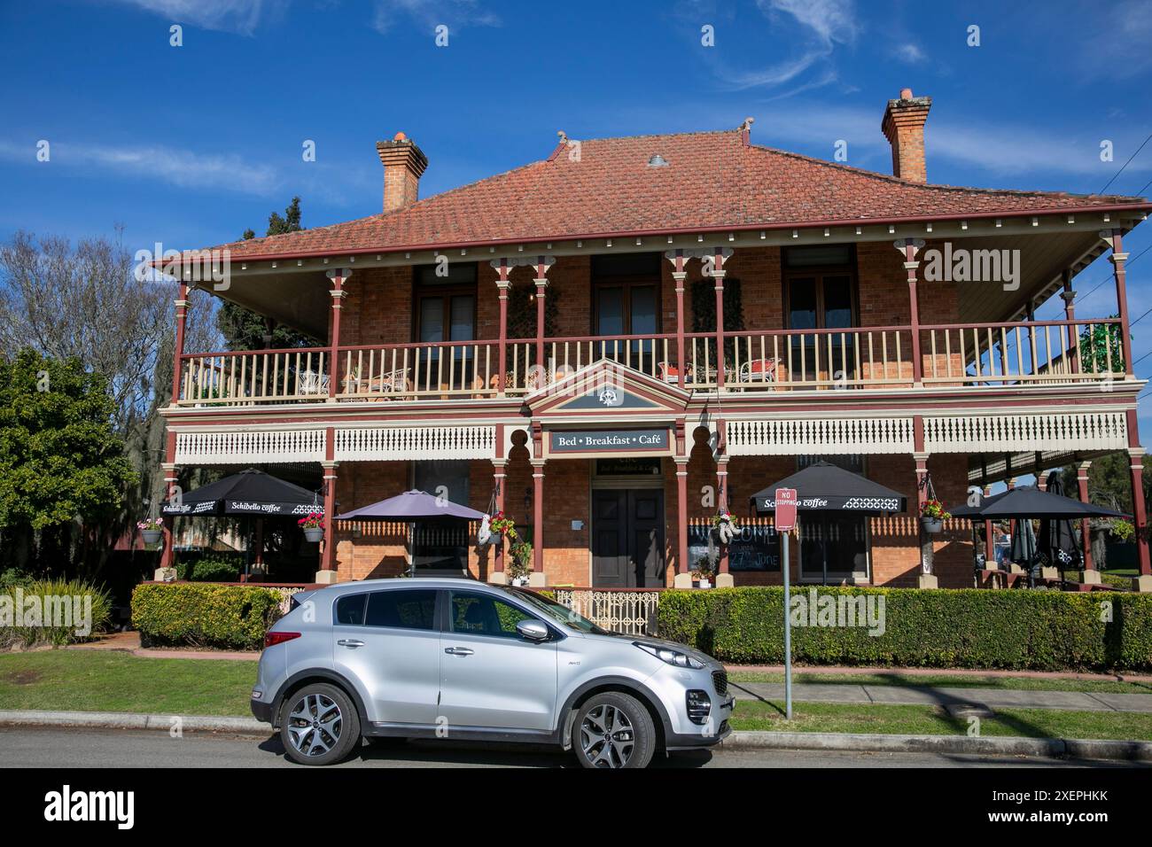Paterson Lodge bed and breakfast hôtel, architecture du 19ème siècle de l'ancien bâtiment de banque à Paterson, ville de village en Nouvelle-Galles du Sud, Australie Banque D'Images