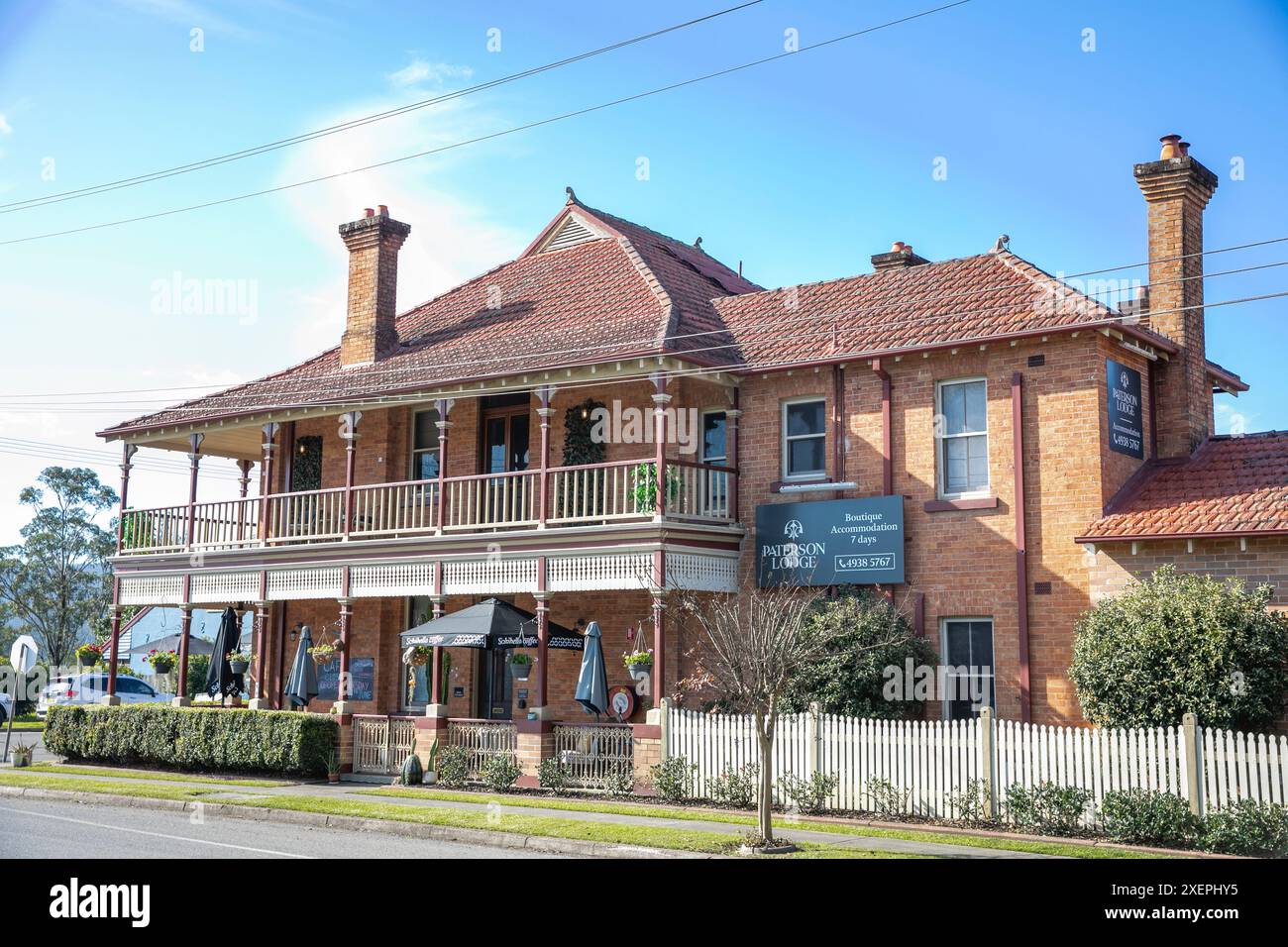 Paterson Lodge bed and breakfast hôtel, architecture du 19ème siècle de l'ancien bâtiment de banque à Paterson, ville de village en Nouvelle-Galles du Sud, Australie Banque D'Images