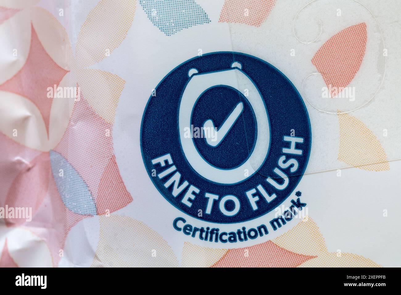 Marque de certification Fine to Flush sur le paquet de lingettes hygiéniques humides Presto Gentle sans parfum Banque D'Images