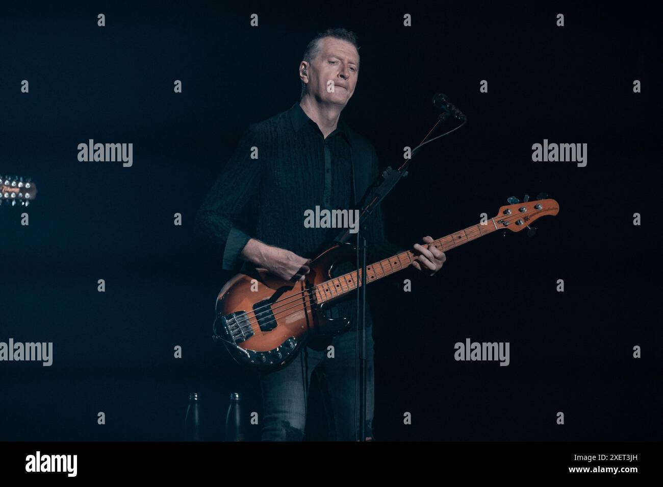 Auditorium Parco della Musica Roma Ennio Morricone, Rome, Italie, 28 juin 2024, GED Grimes joue de la trhe basse pendant simple Minds - Global Tour 2024 - M. Banque D'Images