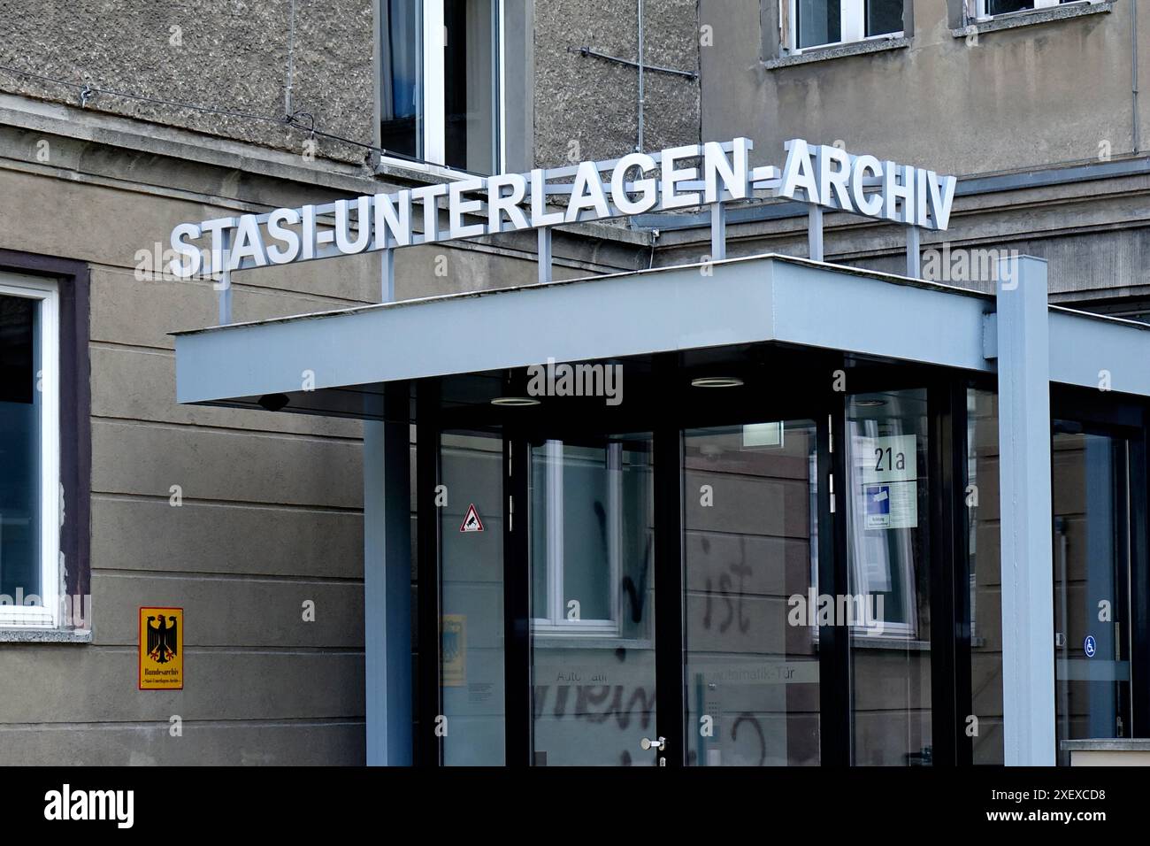 Stasi-Komplex in Lichtenberg Stasi-Komplex in Lichtenberg, 23.06.2024, Lichtenberg, Normannenstrasse, Berlin, der Stasi-Komplex befindet sich an der Normannenstrasse von Lichtenberg. *** Stasi Complex in Lichtenberg Stasi Complex in Lichtenberg, 23 06 2024, Lichtenberg, Normannenstrasse, Berlin, le complexe Stasi est situé sur la Normannenstrasse à Lichtenberg Banque D'Images