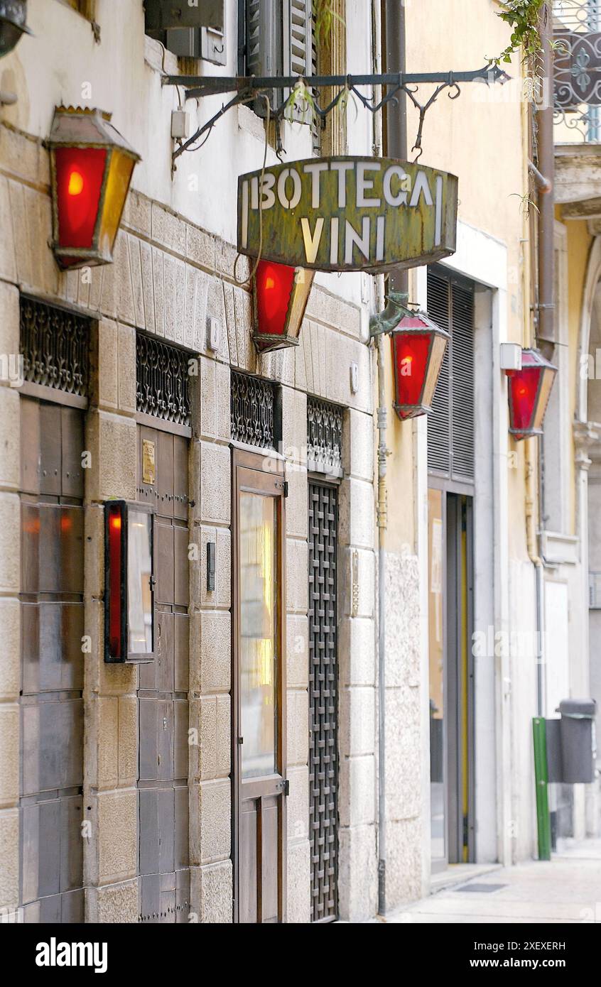 Bottega del Vino restaurant et cave. Vérone. Veneto, Italie Banque D'Images