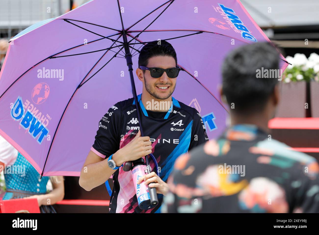 Spielberg, Autriche. 30 juin 2024. Grand Prix d'Autriche de formule 1 Quatar Airlines au Red Bull Ring, Autriche. Photo : Esteban Ocon (FRA) de l'écurie BWT Alpine F1 Team au défilé des pilotes © Piotr Zajac/Alamy Live News Banque D'Images