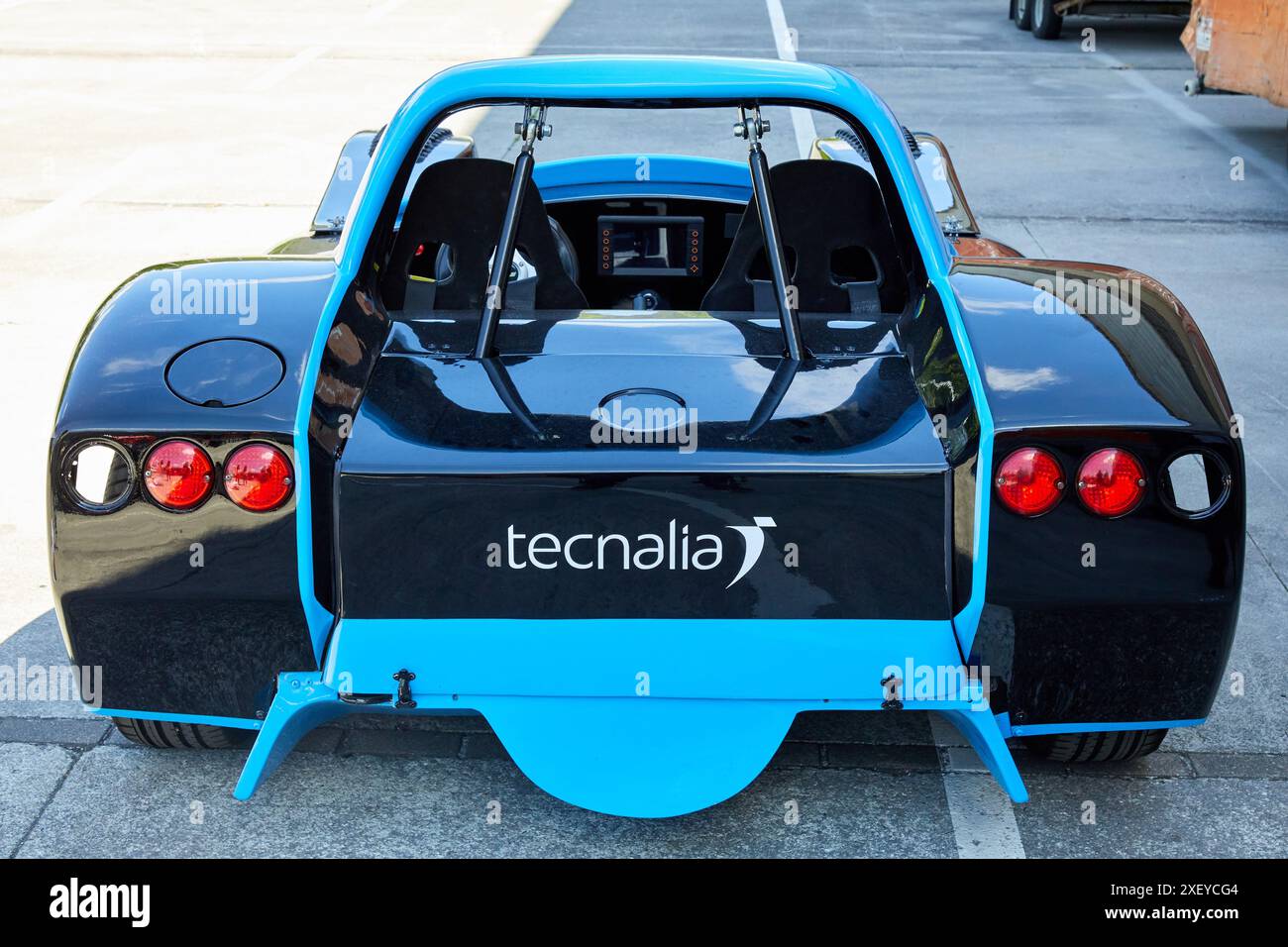 Dynacar, véhicule électrique, chercheurs travaillent dans la voiture électrique, unité industrie, industrie automobile, Centre technologique, Tecnalia recherche & innovation, de Banque D'Images