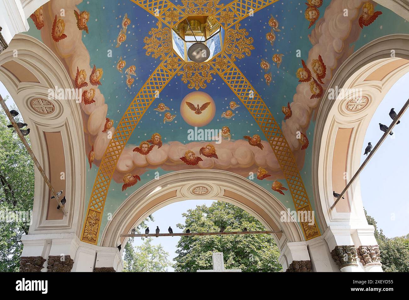 Kiev, Ukraine - 21 août 2018 : chapelle des sources d'eau bénite sur le territoire de la cathédrale de Michel à Kiev Banque D'Images