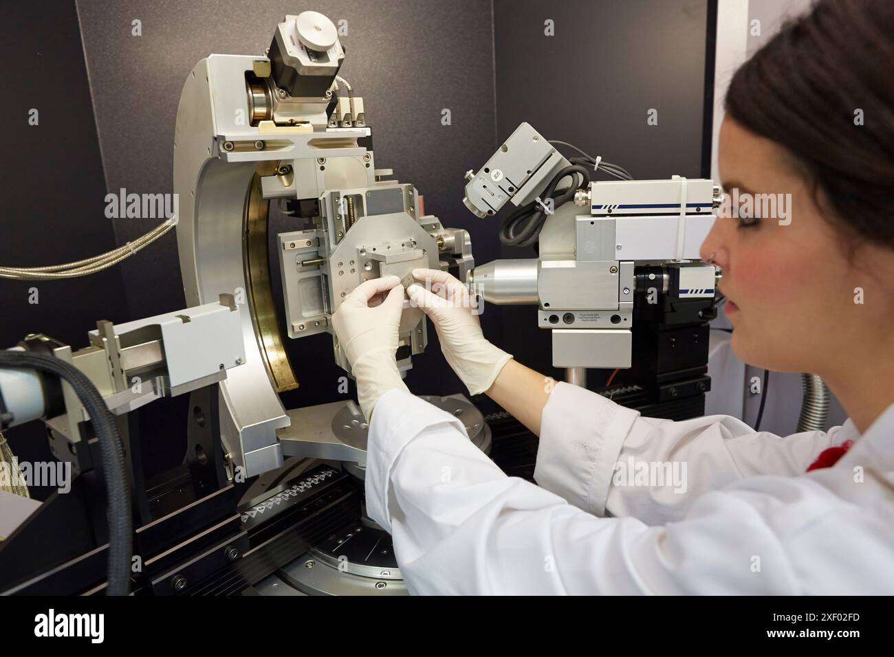 Diffractomètre à rayons X. Services technologiques à l'industrie. TECNALIA recherche & innovation, Donostia, Saint-Sébastien, Gipuzkoa, pays Basque, Espagne. Banque D'Images