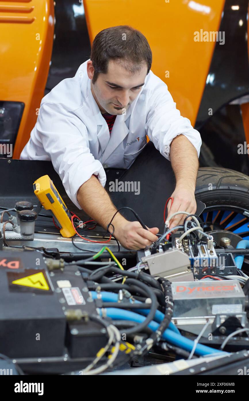 Dynacar voiture électrique recherche et développement en véhicules électriques plateforme de développement de nouveaux concepts et composants pour véhicules à propulsion électrique Banque D'Images