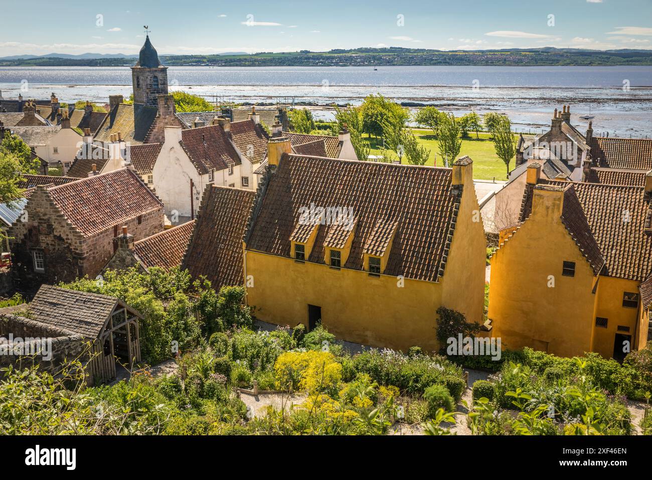 Géographie / voyage, Grande-Bretagne, Écosse, vue au village de Culross et au palais de Culross, AUTORISATION-DROITS-SUPPLÉMENTAIRE-INFO-NON-DISPONIBLE Banque D'Images